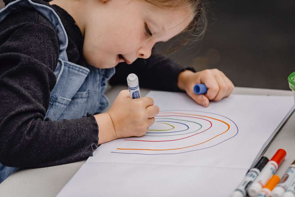 What Are Some Good Art Appreciation Activities for Montessori Preschool